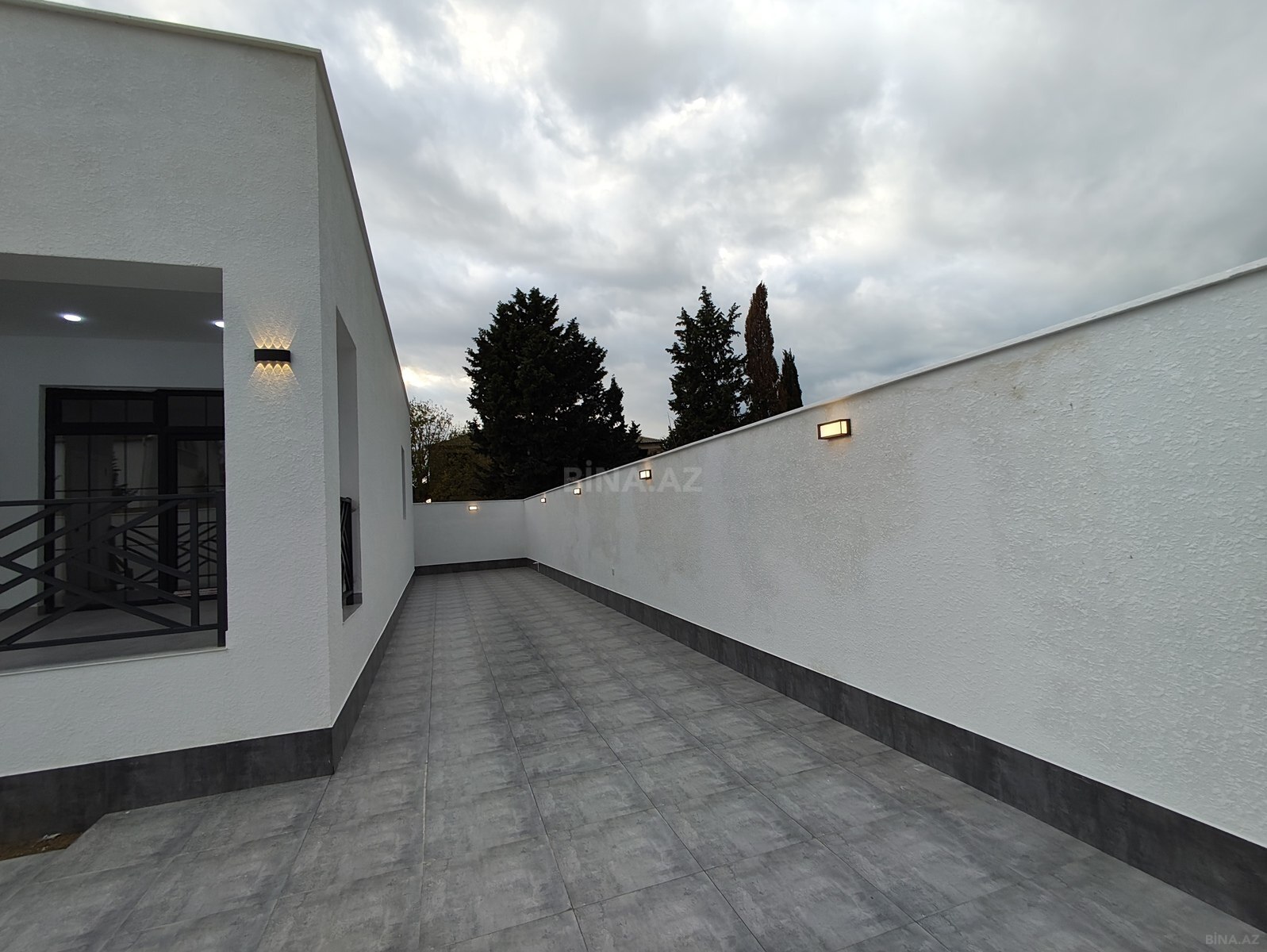 4 otaqlı Həyət evi/Bağ evi, Novxanı q., Bakı
