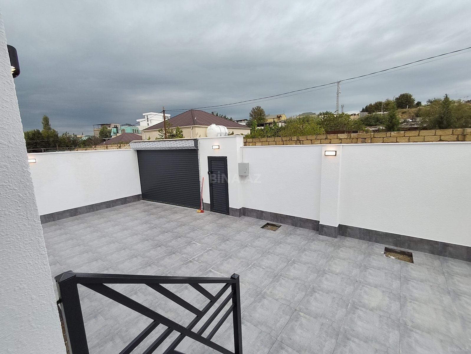 4 otaqlı Həyət evi/Bağ evi, Novxanı q., Bakı