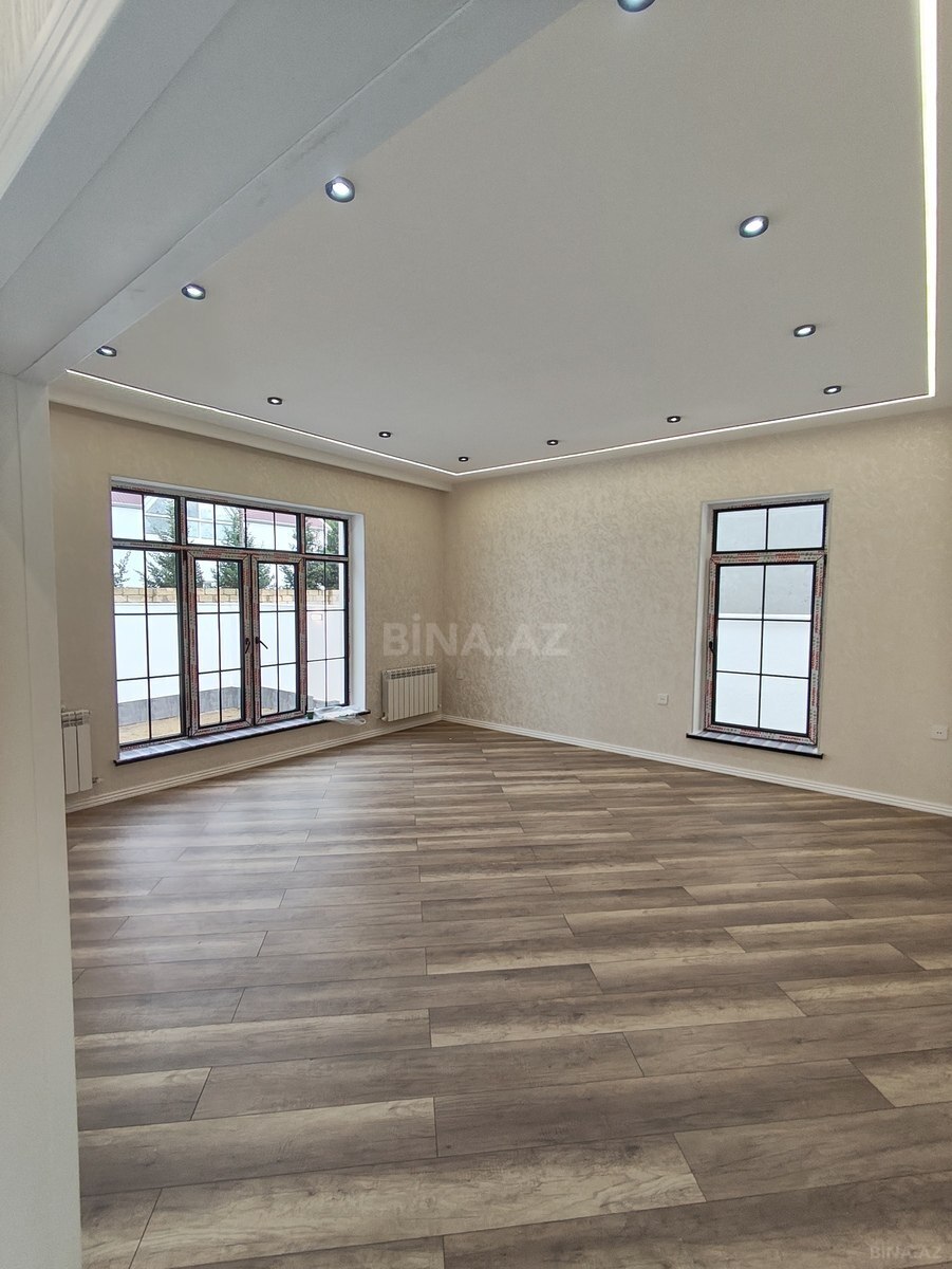 4 otaqlı Həyət evi/Bağ evi, Novxanı q., Bakı