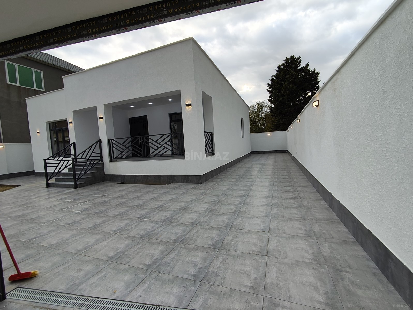 4 otaqlı Həyət evi/Bağ evi, Novxanı q., Bakı