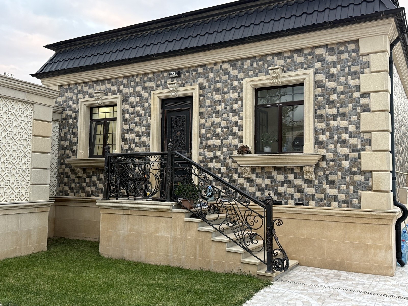 7 otaqlı Həyət evi/Bağ evi, Görədil q., Bakı