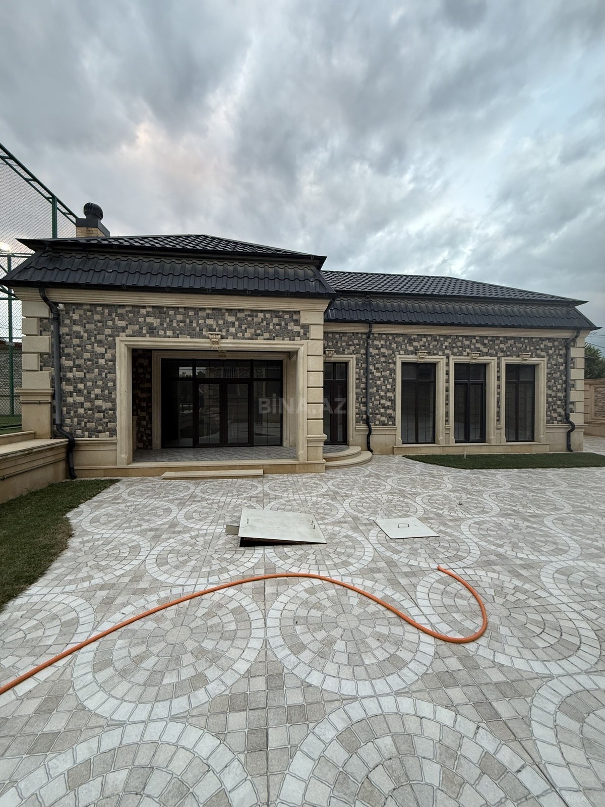 7 otaqlı Həyət evi/Bağ evi, Görədil q., Bakı
