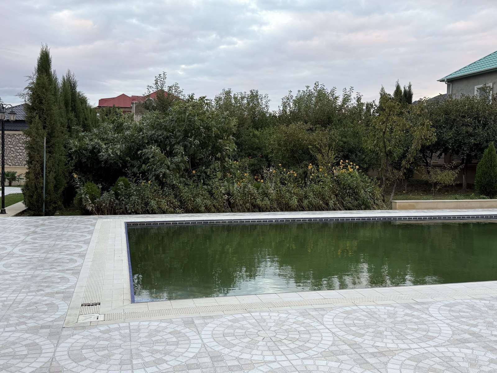 7 otaqlı Həyət evi/Bağ evi, Görədil q., Bakı