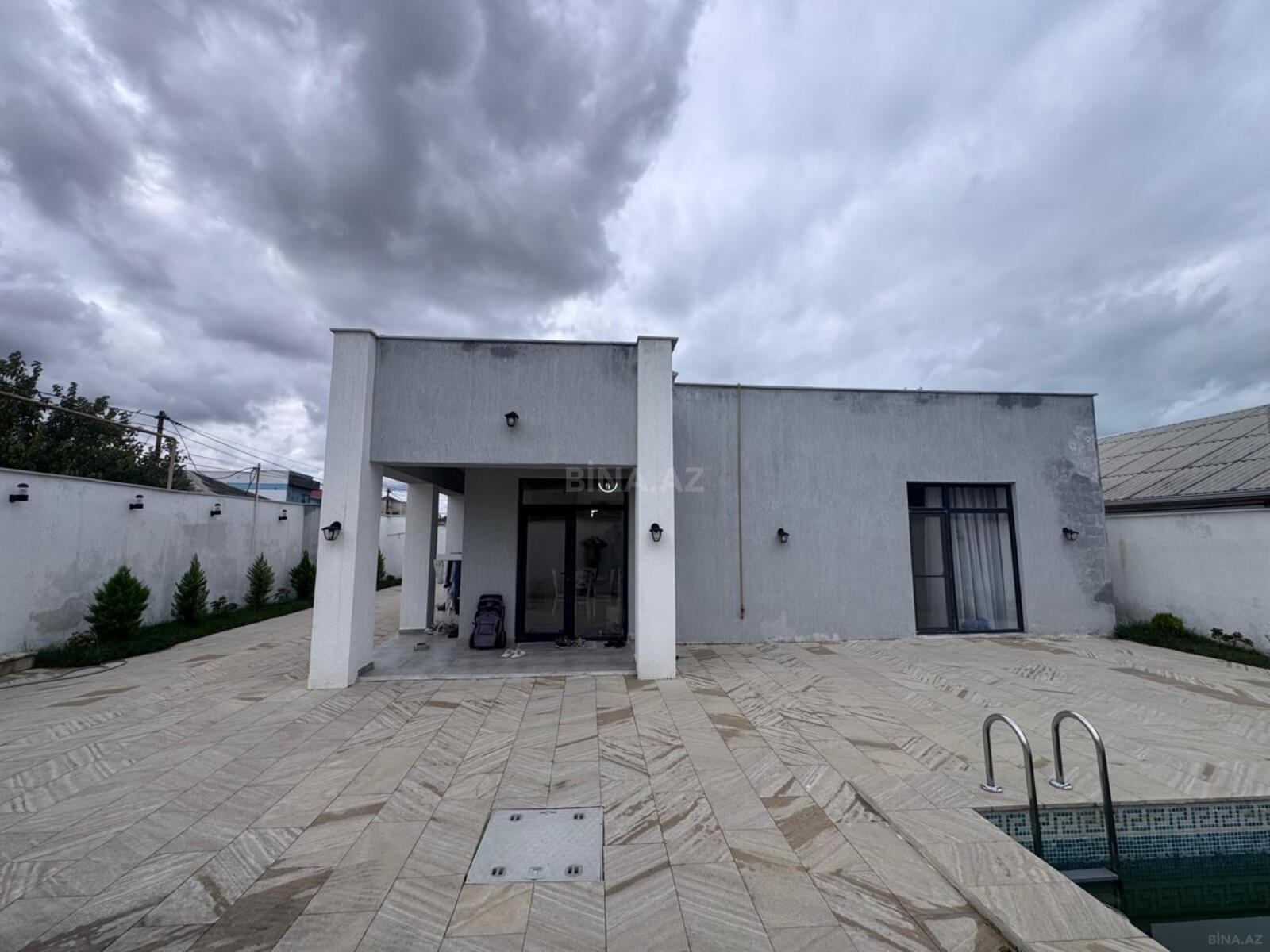 4 otaqlı Həyət evi/Bağ evi, Şüvəlan q., Bakı