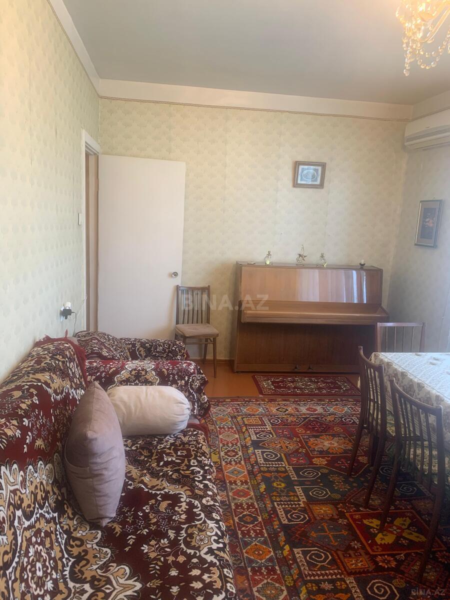 2 otaqlı Köhnə tikili, Memar Əcəmi m., Bakı