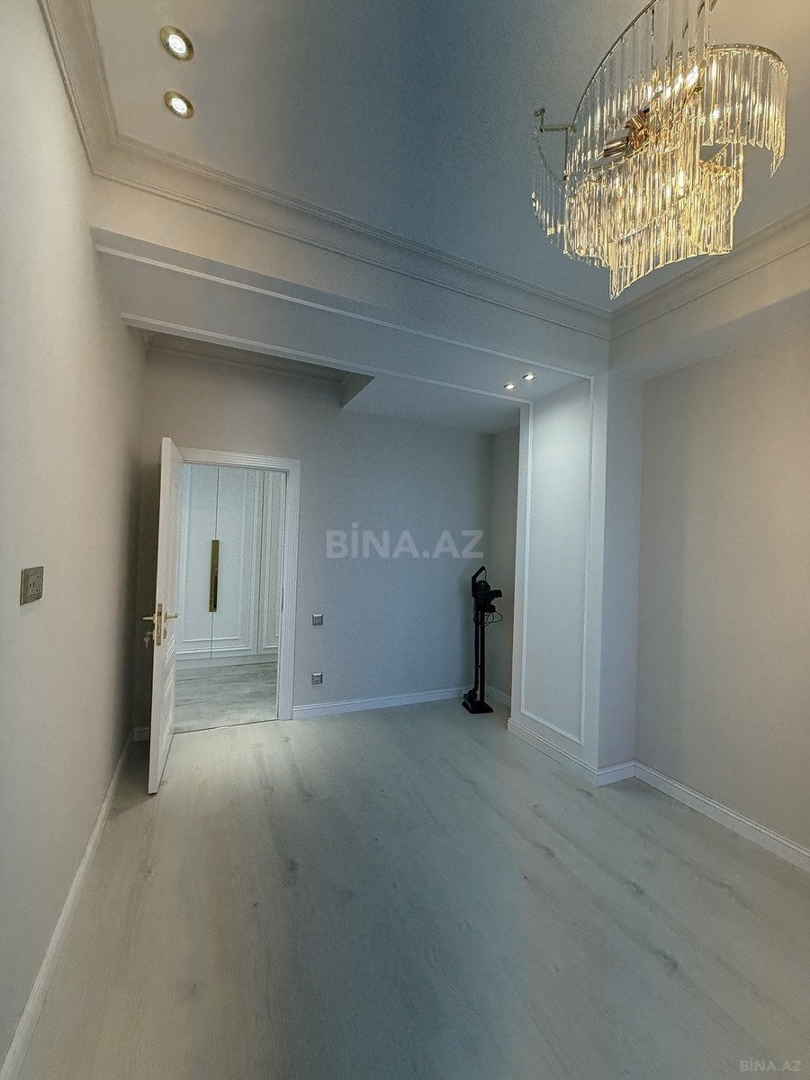 3 otaqlı Yeni tikili, Qara Qarayev m., Bakı