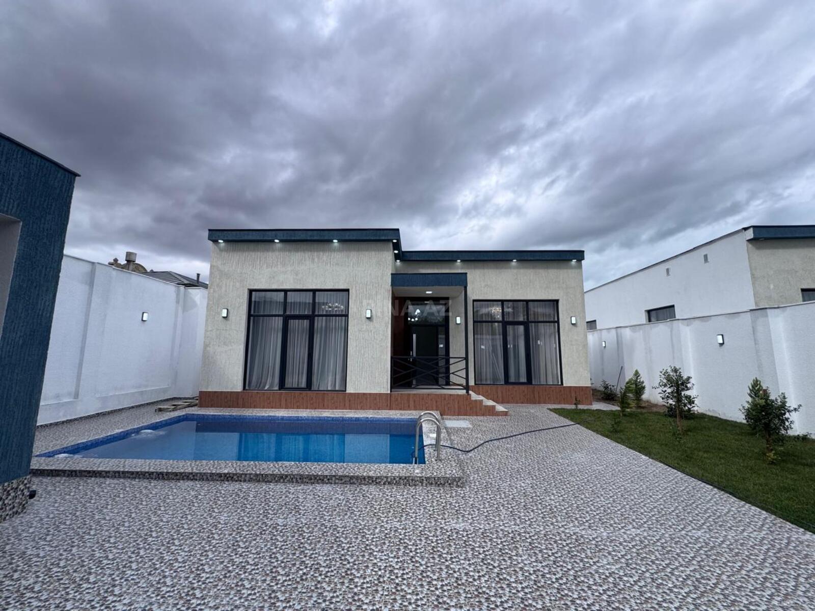 4 otaqlı Həyət evi/Bağ evi, Mərdəkan q., Bakı