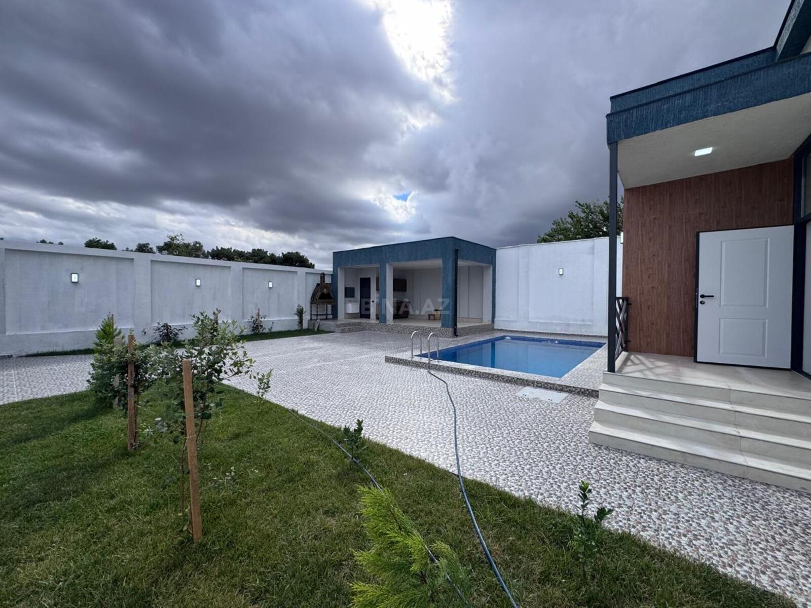 4 otaqlı Həyət evi/Bağ evi, Mərdəkan q., Bakı