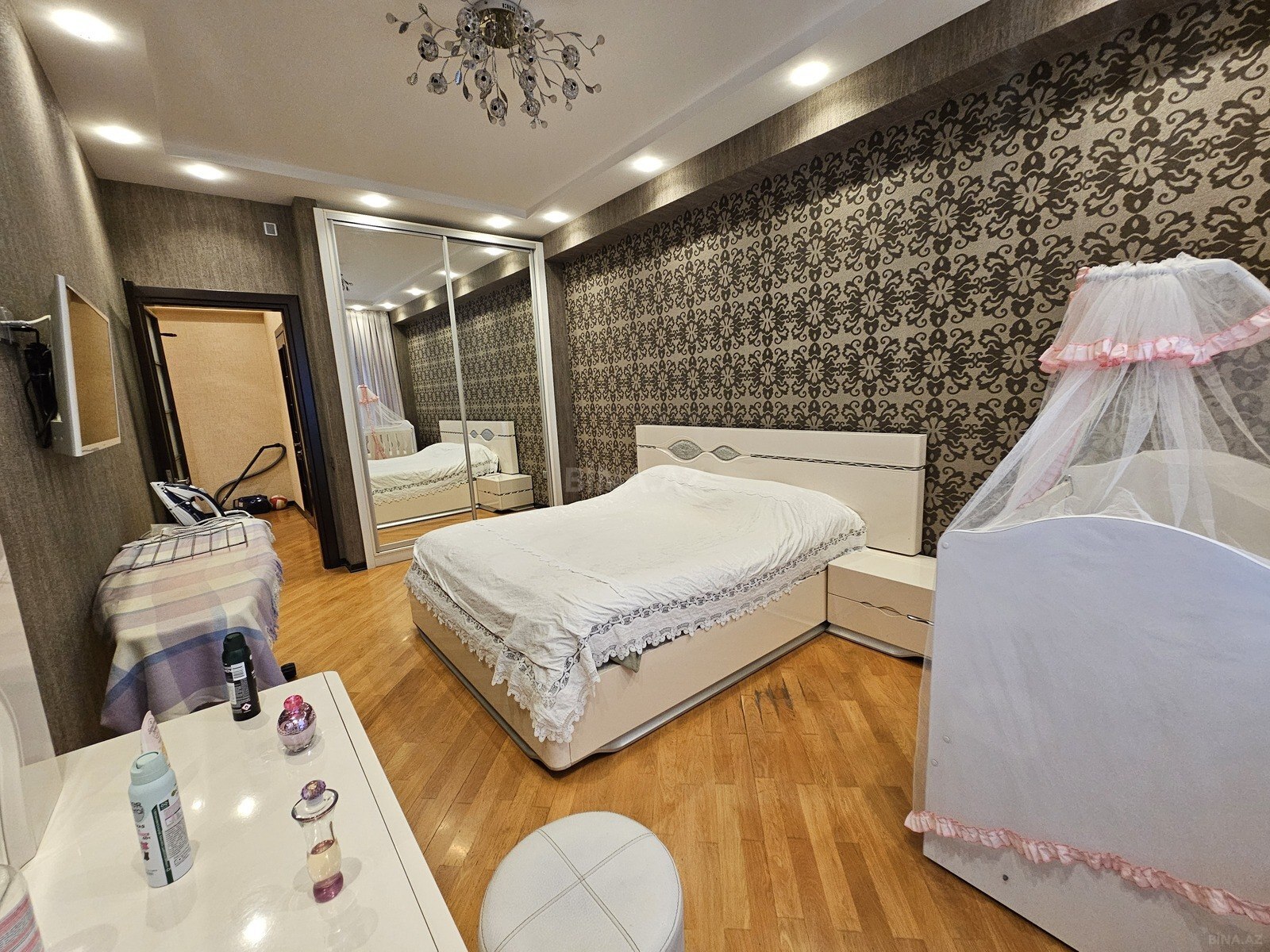 3 otaqlı Yeni tikili, Qara Qarayev m., Bakı