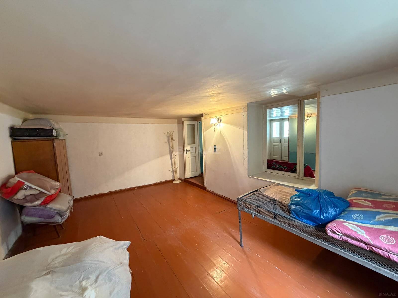 6 otaqlı Həyət evi/Bağ evi, Bülbülə q., Bakı