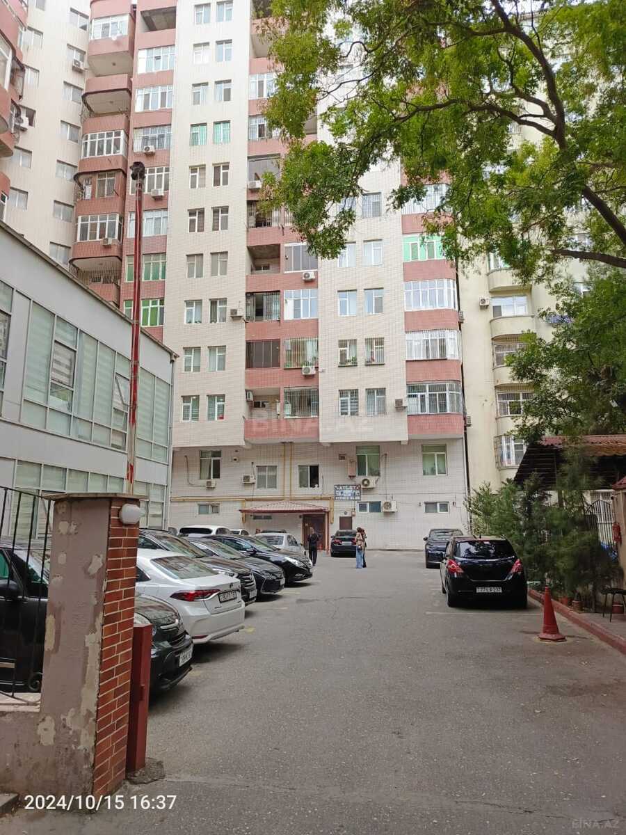 4 otaqlı Yeni tikili, Gənclik m., Bakı