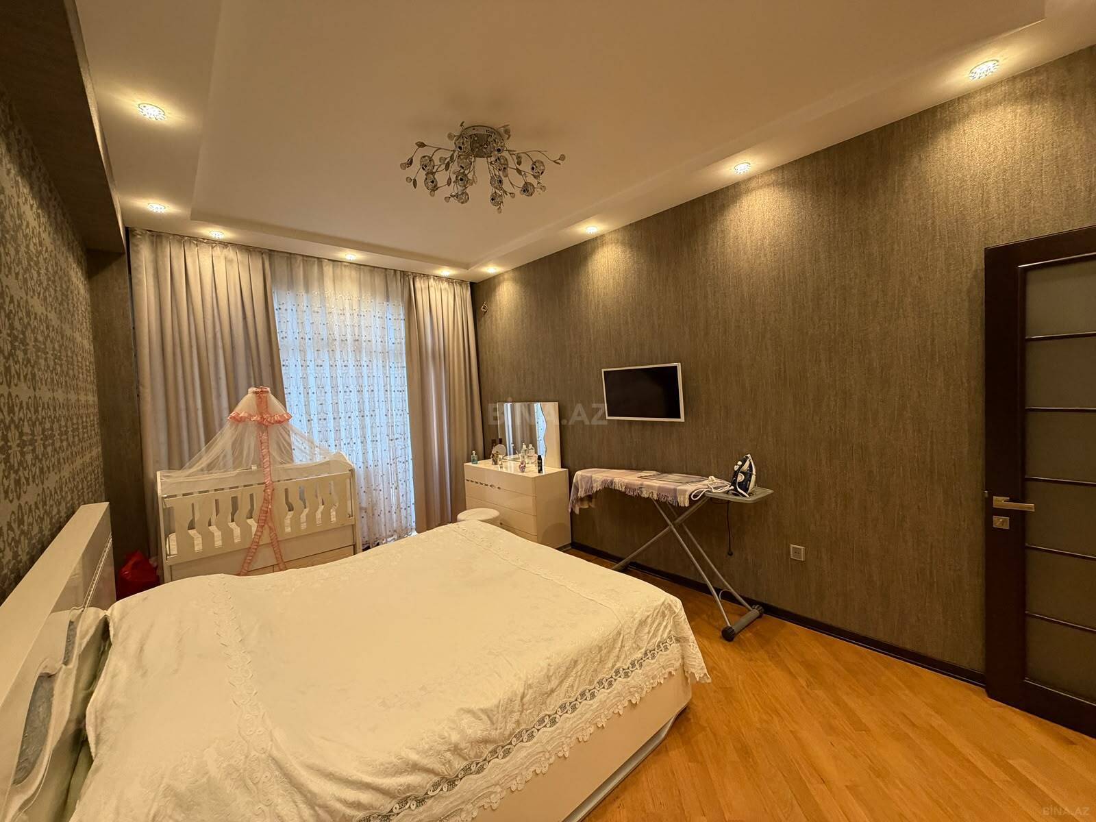 3 otaqlı Yeni tikili, Qara Qarayev m., Bakı