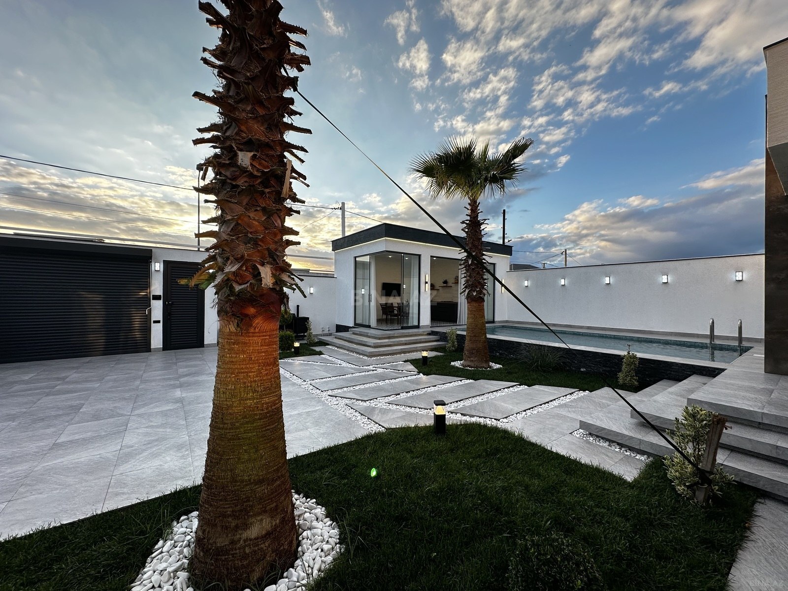 5 otaqlı Həyət evi/Bağ evi, Şüvəlan q., Bakı