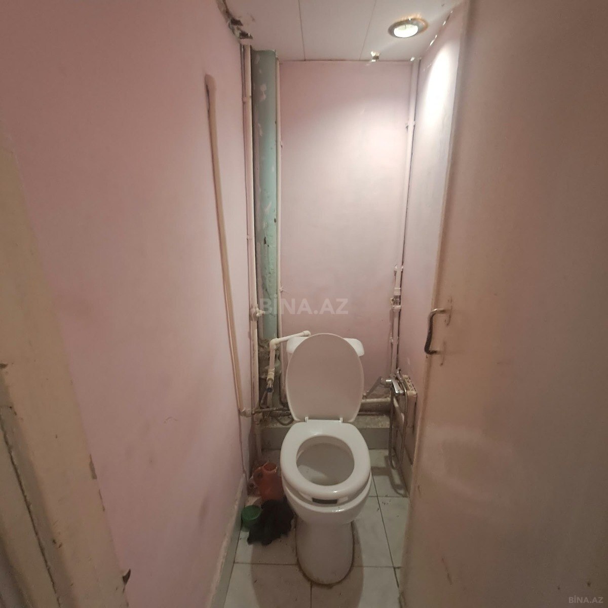3 otaqlı Köhnə tikili, Neftçilər m., Bakı