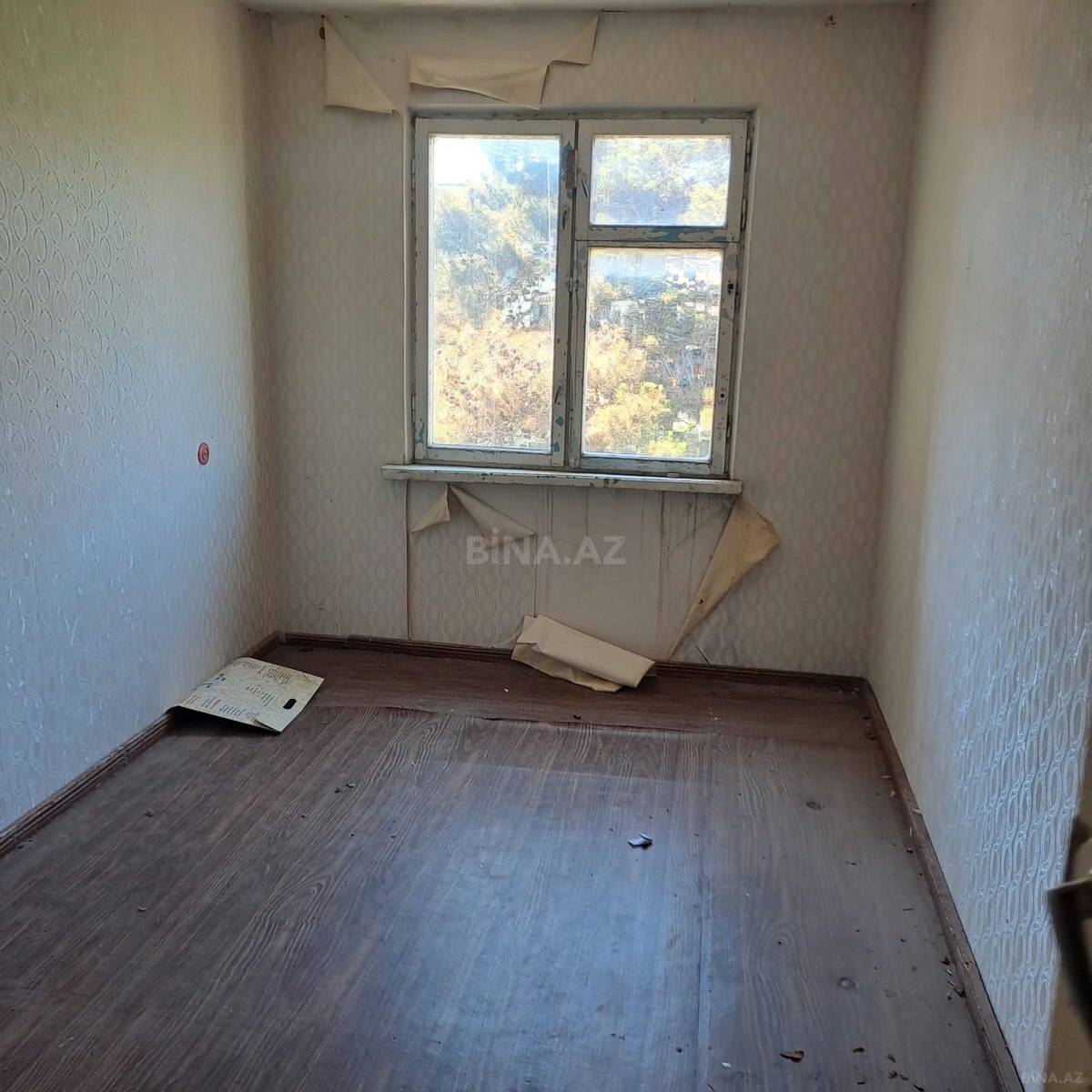 3 otaqlı Köhnə tikili, Neftçilər m., Bakı