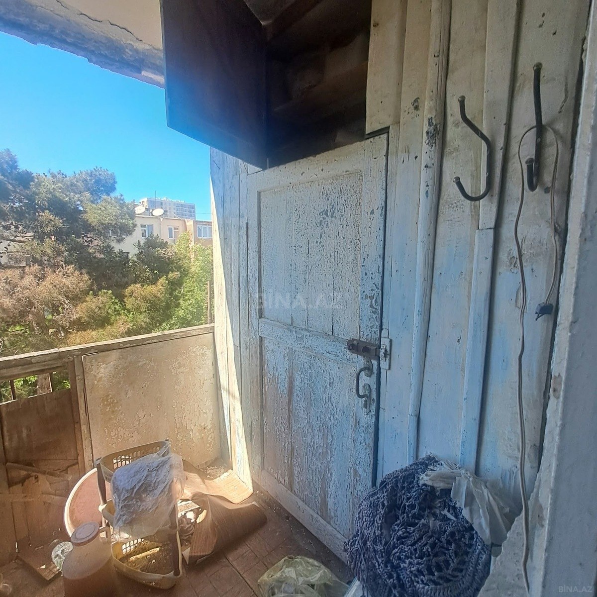 3 otaqlı Köhnə tikili, Neftçilər m., Bakı