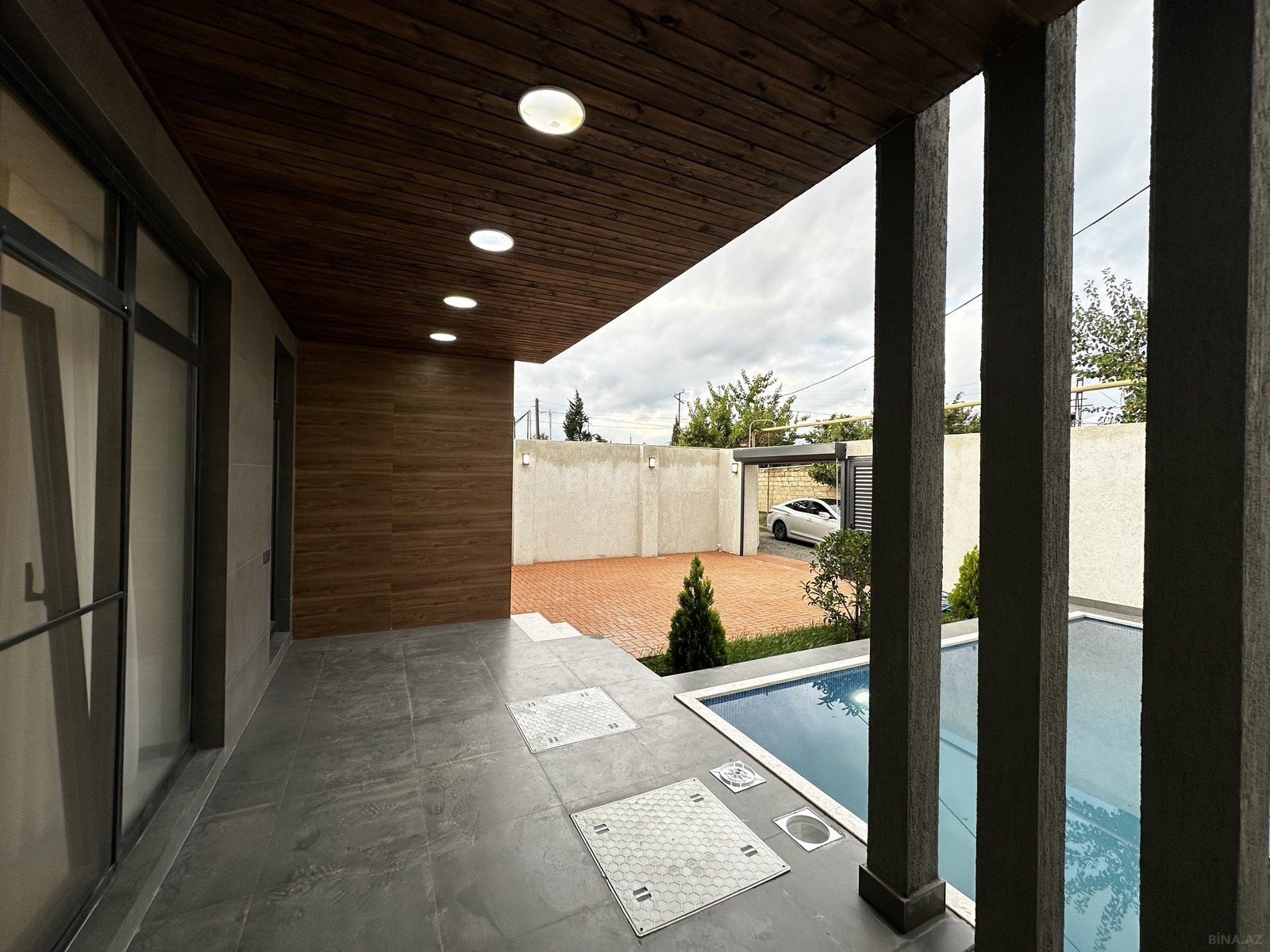 4 otaqlı Həyət evi/Bağ evi, Şüvəlan q., Bakı