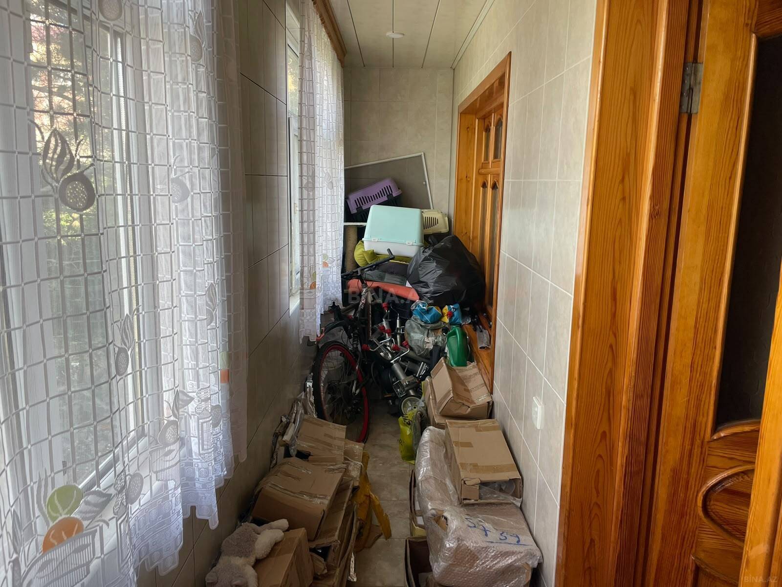3 otaqlı Köhnə tikili, Həzi Aslanov m., Bakı