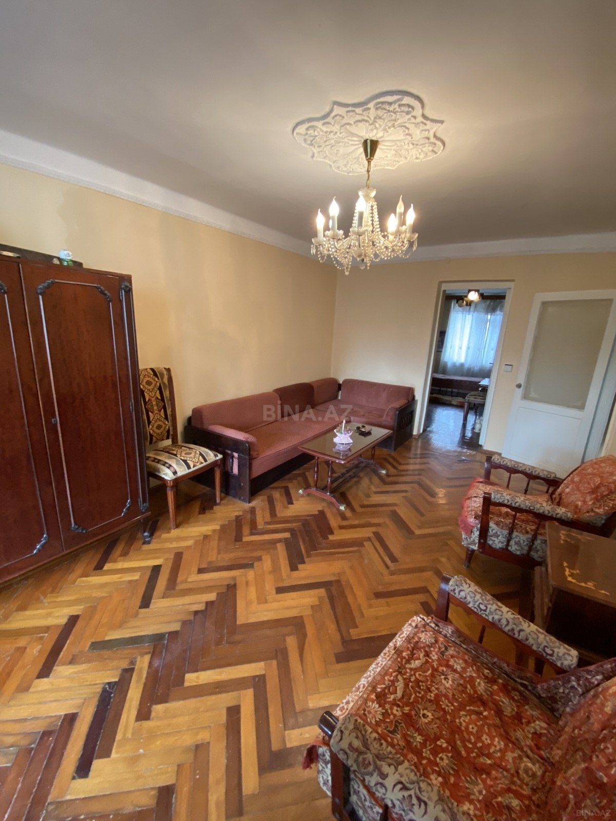 3 otaqlı Köhnə tikili, İnşaatçılar m., Bakı