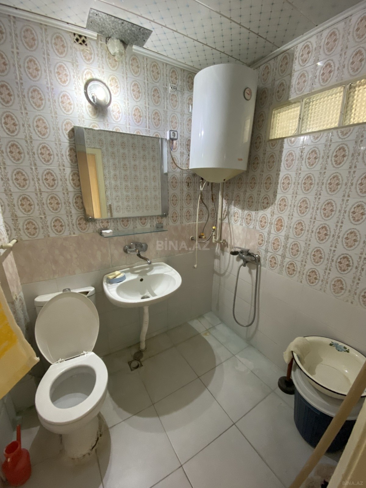 3 otaqlı Köhnə tikili, İnşaatçılar m., Bakı