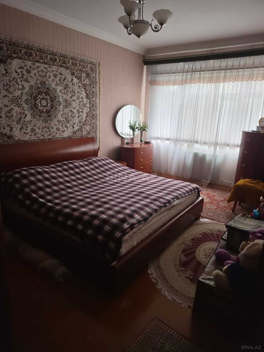 3 otaqlı Köhnə tikili, Əhmədli q., Bakı