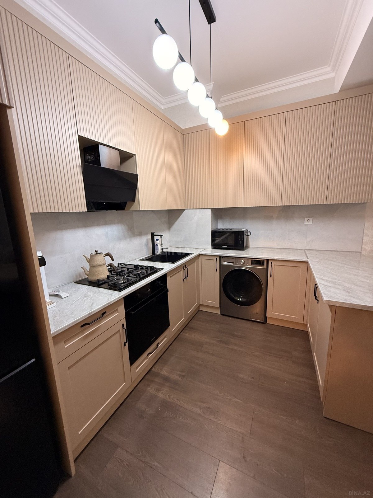 3 otaqlı Yeni tikili, 20 Yanvar m., Bakı