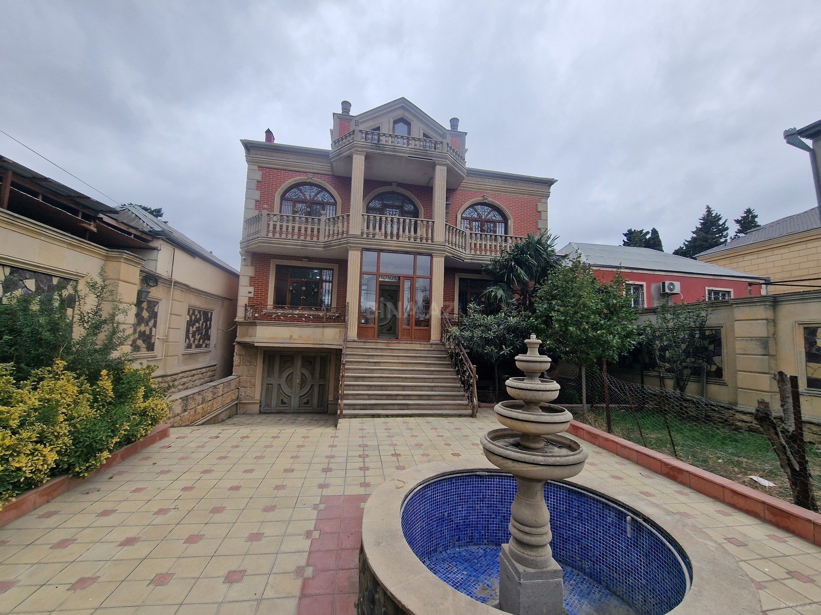 6 otaqlı Həyət evi/Bağ evi, Sabunçu q., Bakı