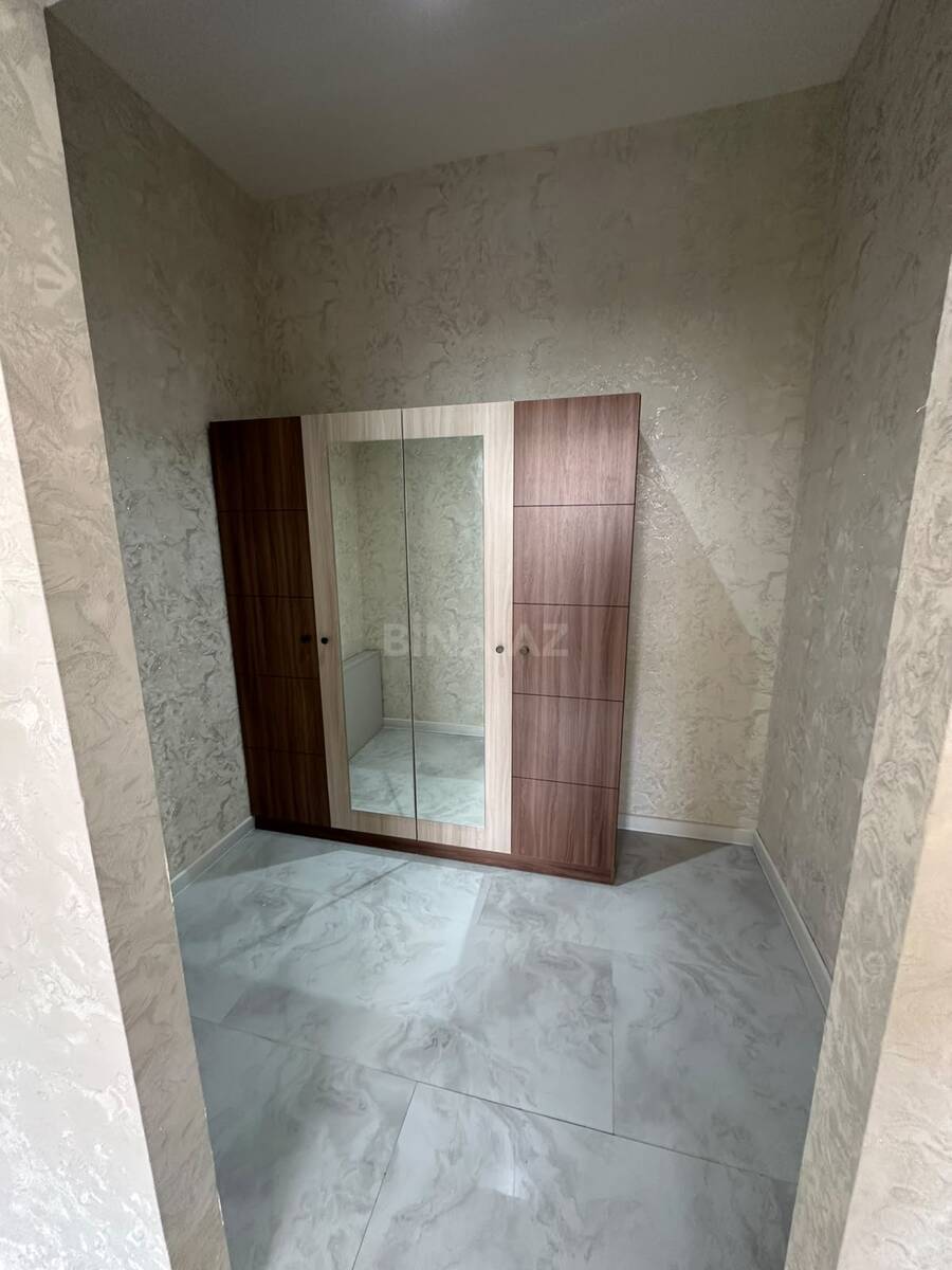 3 otaqlı Yeni tikili, Xırdalan