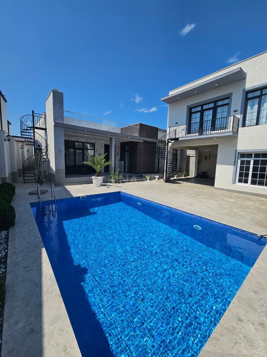 5 otaqlı Həyət evi/Bağ evi, Şüvəlan q., Bakı