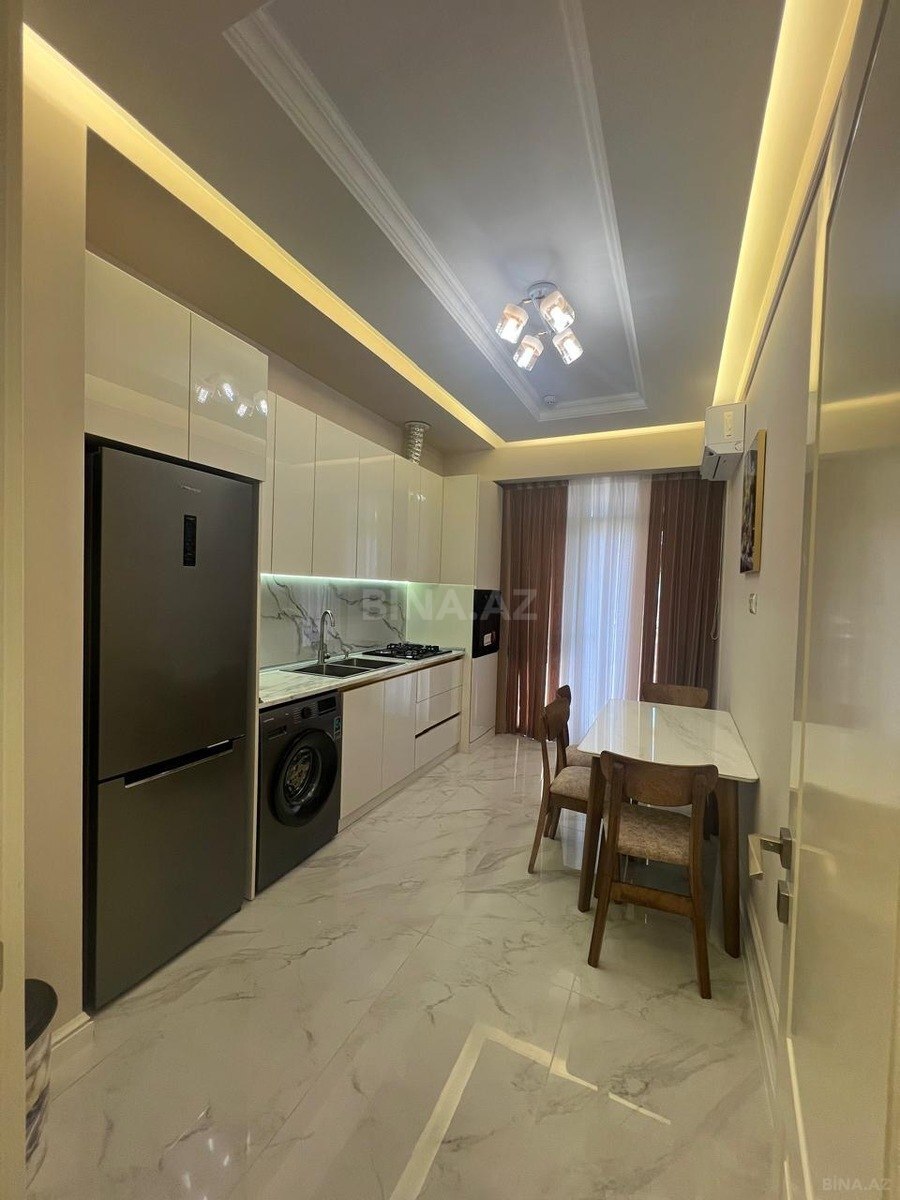 3 otaqlı Yeni tikili, Bakmil m., Bakı