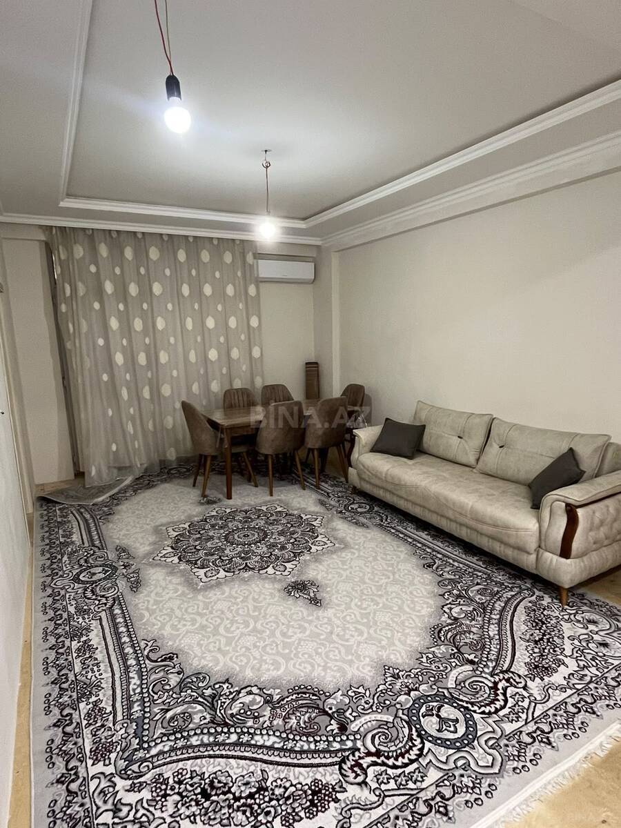 3 otaqlı Yeni tikili, Xırdalan