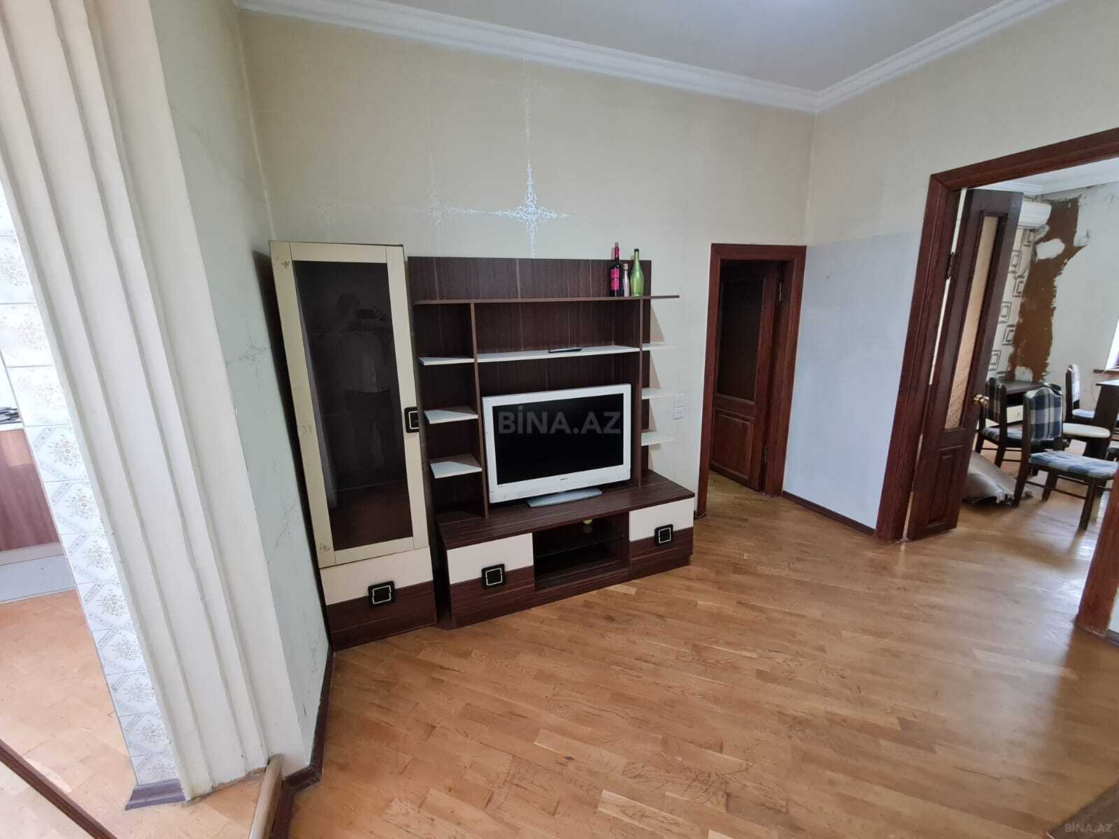 3 otaqlı Köhnə tikili, Nəsimi r., Bakı