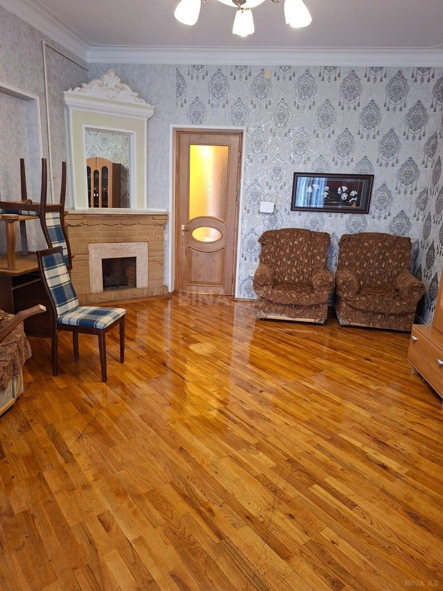 3 otaqlı Köhnə tikili, Sahil m., Bakı