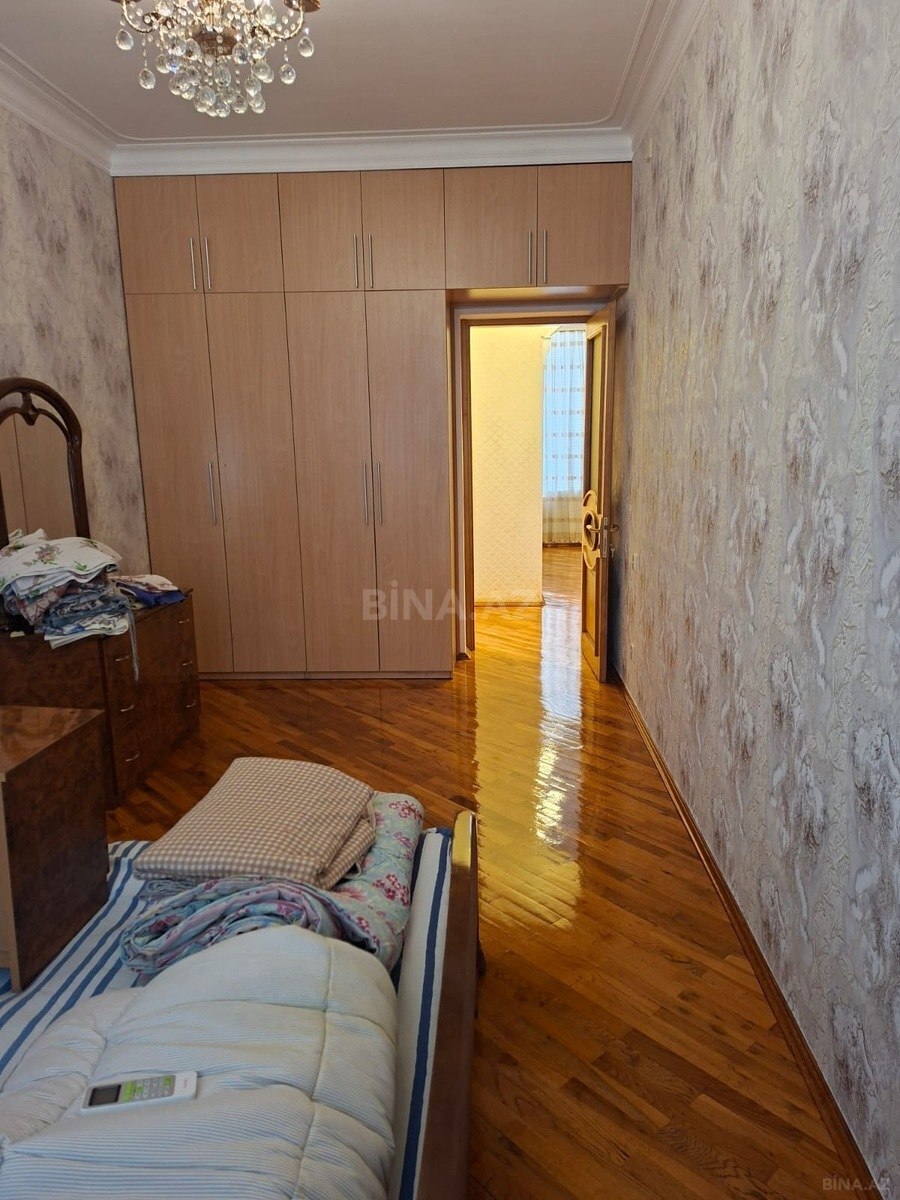 3 otaqlı Köhnə tikili, Sahil m., Bakı