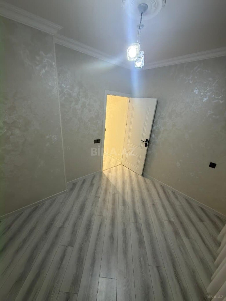3 otaqlı Köhnə tikili, Həzi Aslanov m., Bakı
