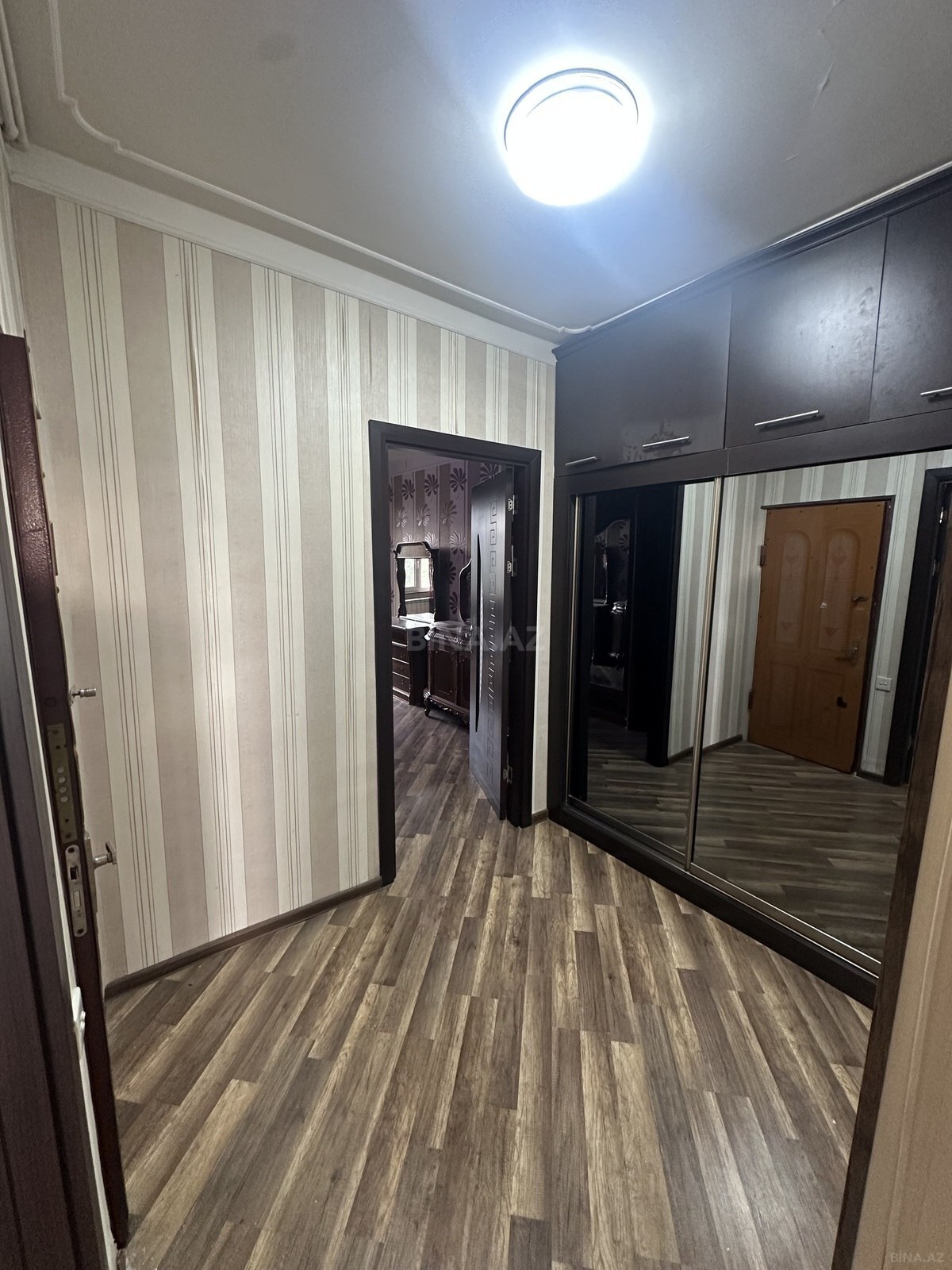 2 otaqlı Köhnə tikili, Həzi Aslanov m., Bakı
