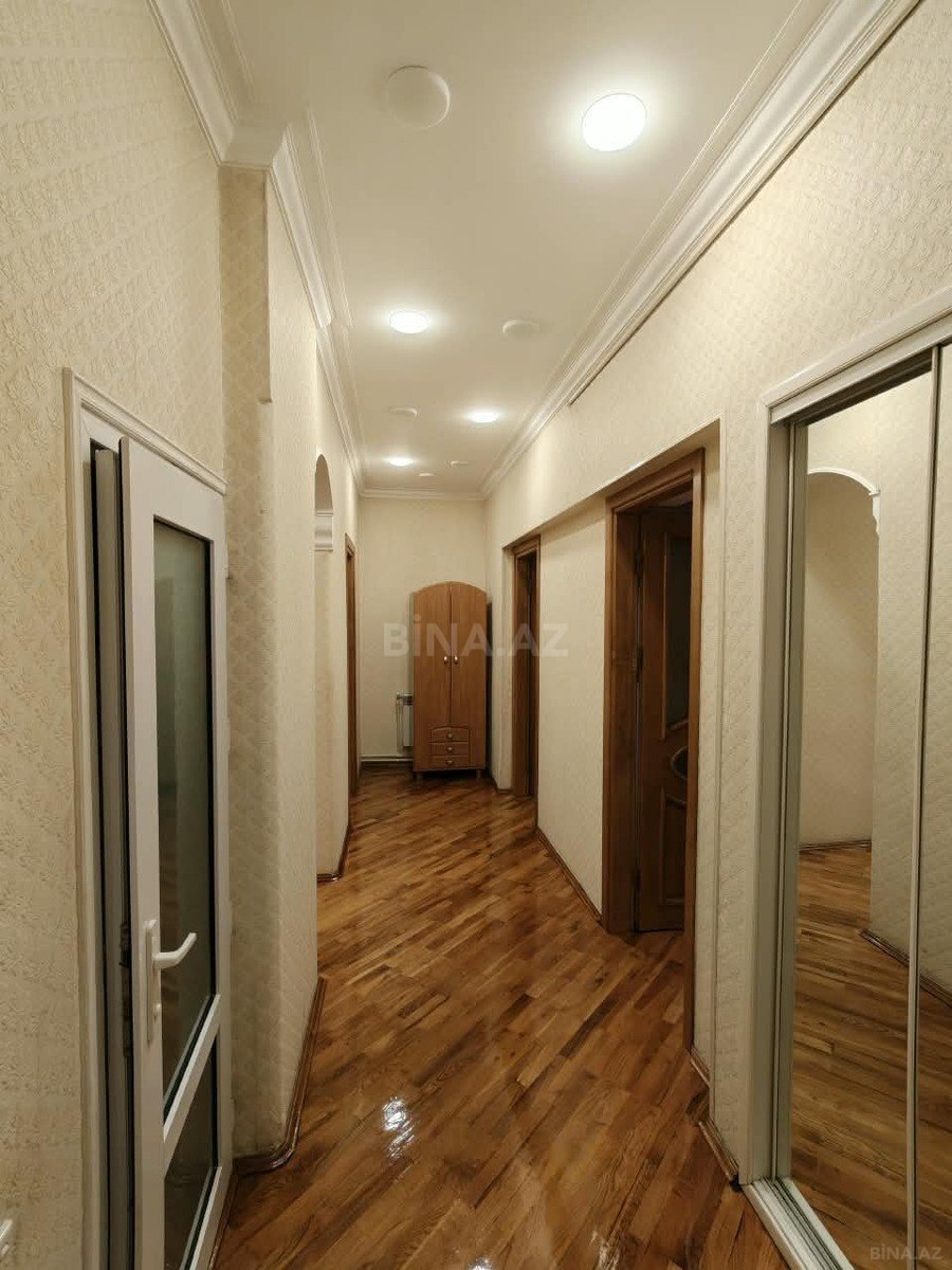 3 otaqlı Köhnə tikili, Sahil m., Bakı