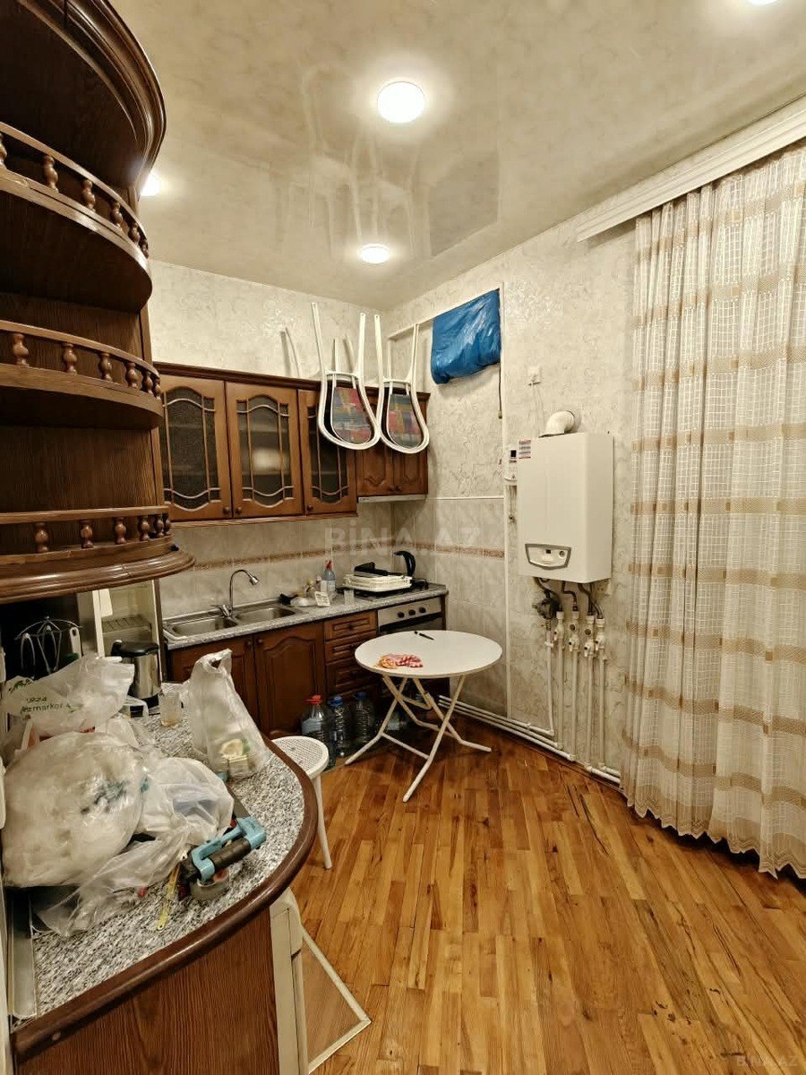 3 otaqlı Köhnə tikili, Sahil m., Bakı