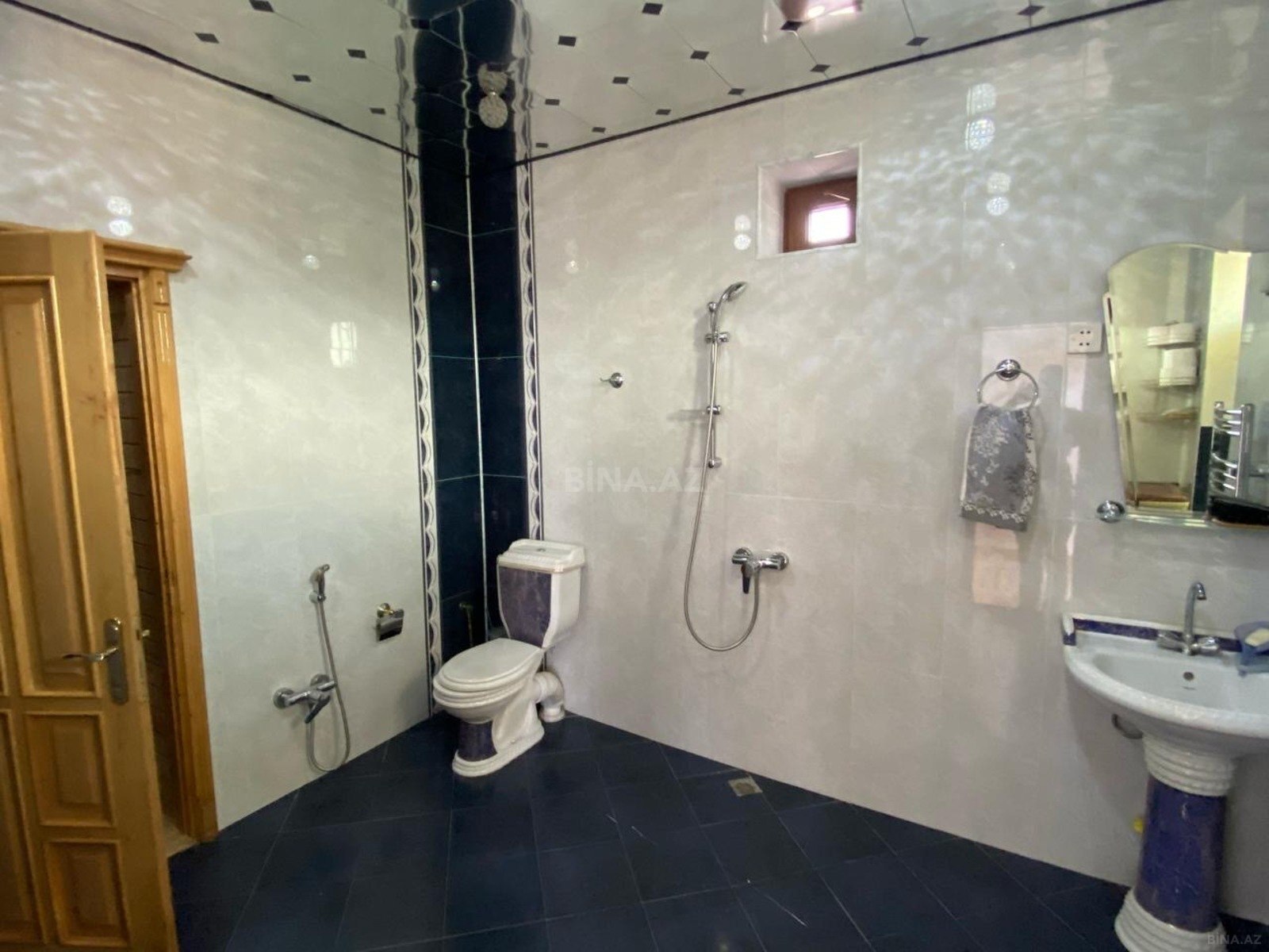 9 otaqlı Həyət evi/Bağ evi, Şamaxı