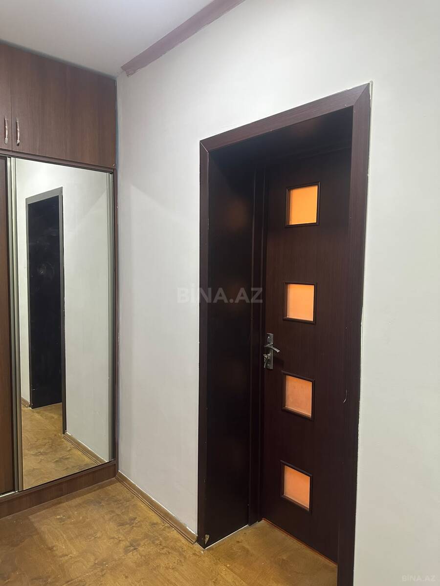 2 otaqlı Köhnə tikili, Bakıxanov q., Bakı