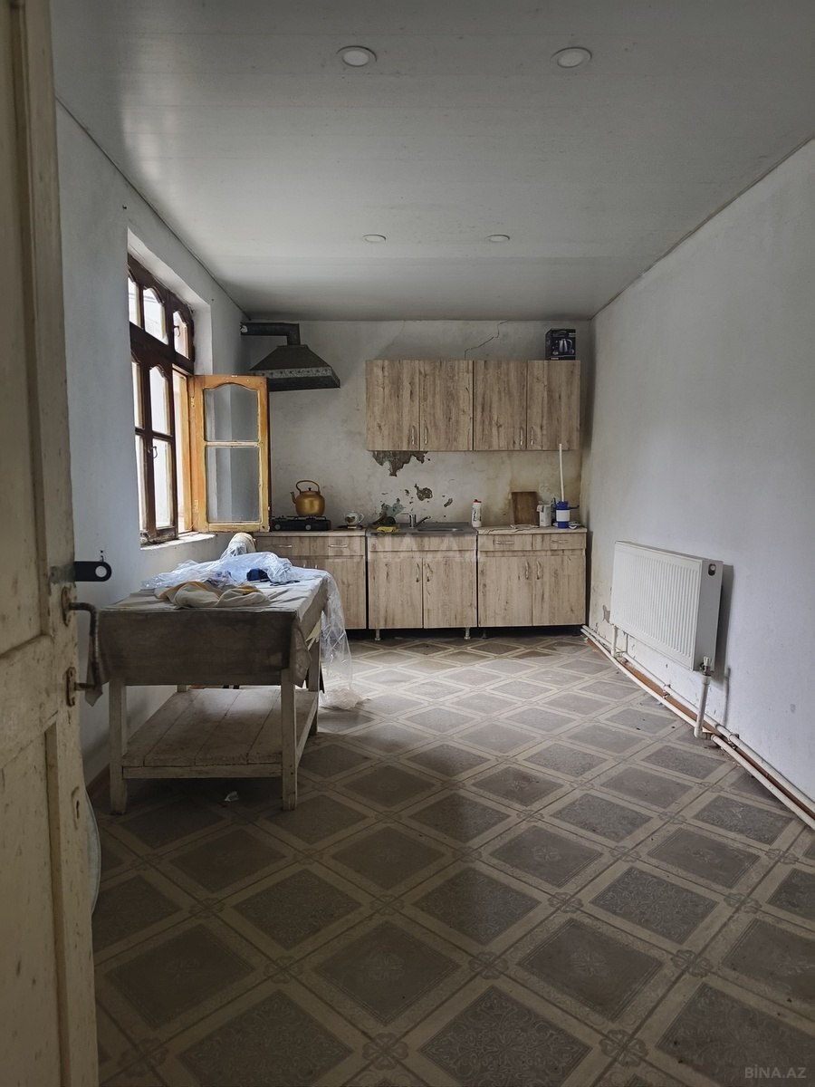 5 otaqlı Həyət evi/Bağ evi, Əmircan q., Bakı