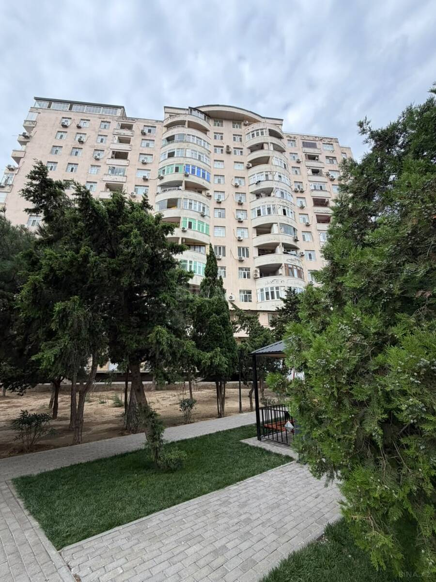 3 otaqlı Yeni tikili, Neftçilər m., Bakı