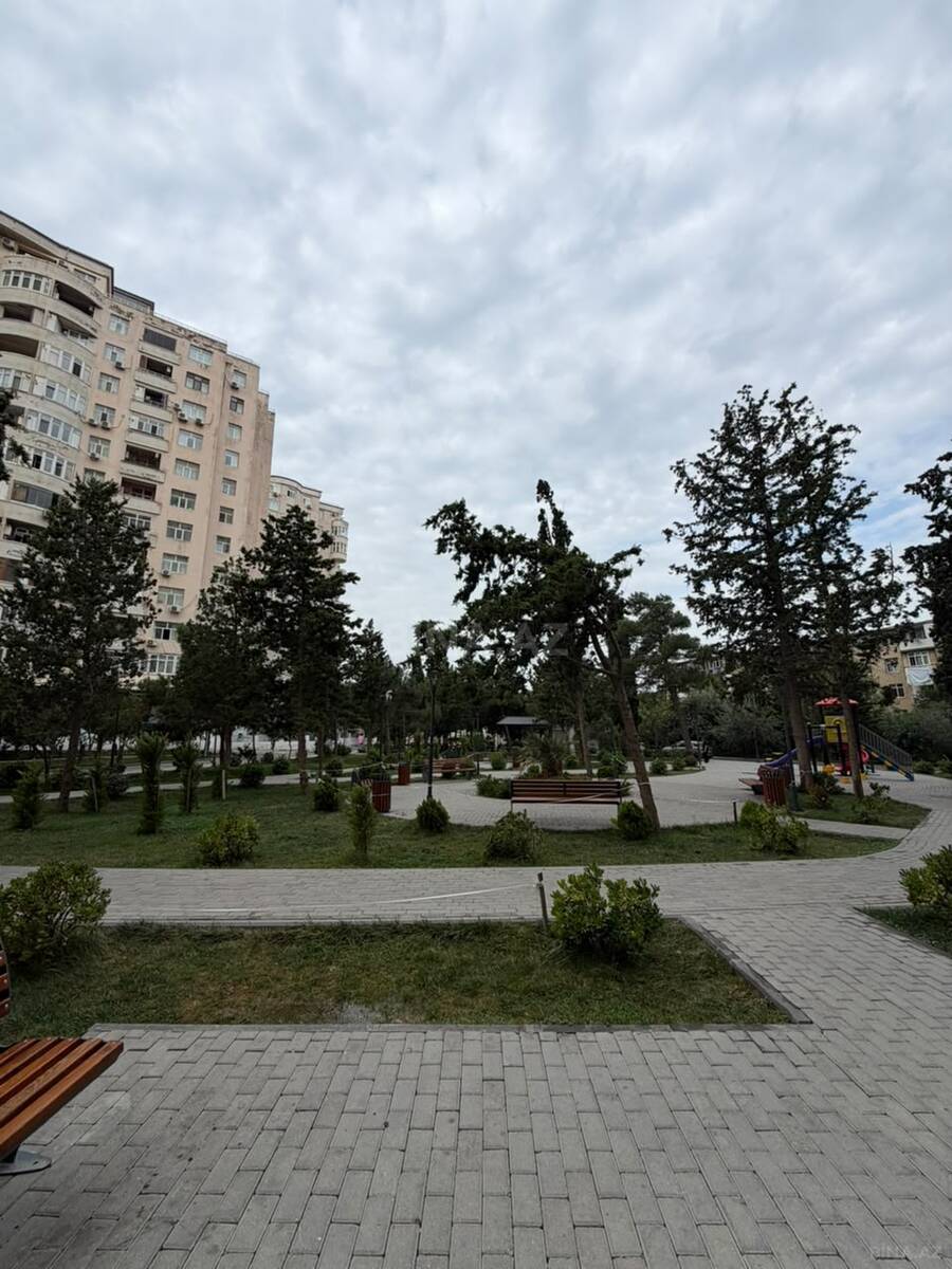 3 otaqlı Yeni tikili, Neftçilər m., Bakı