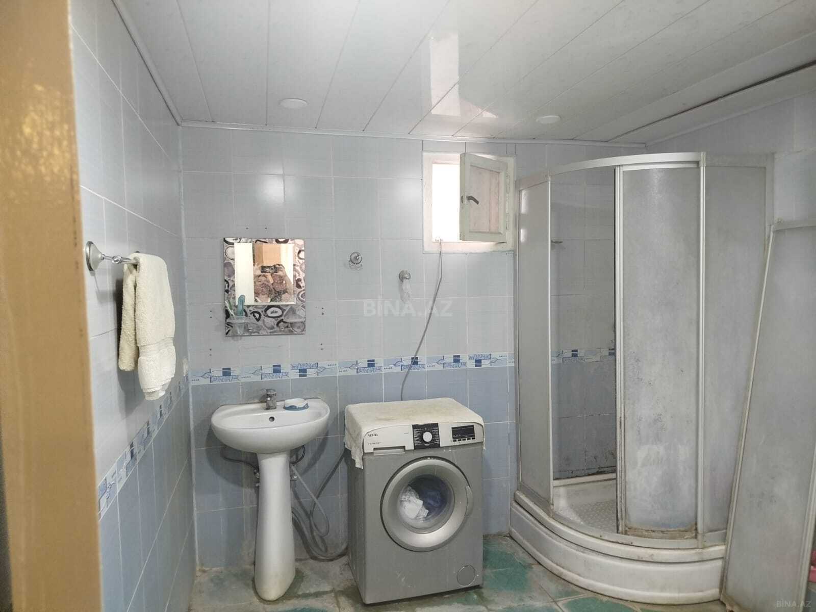 4 otaqlı Köhnə tikili, Elmlər Akademiyası m., Bakı