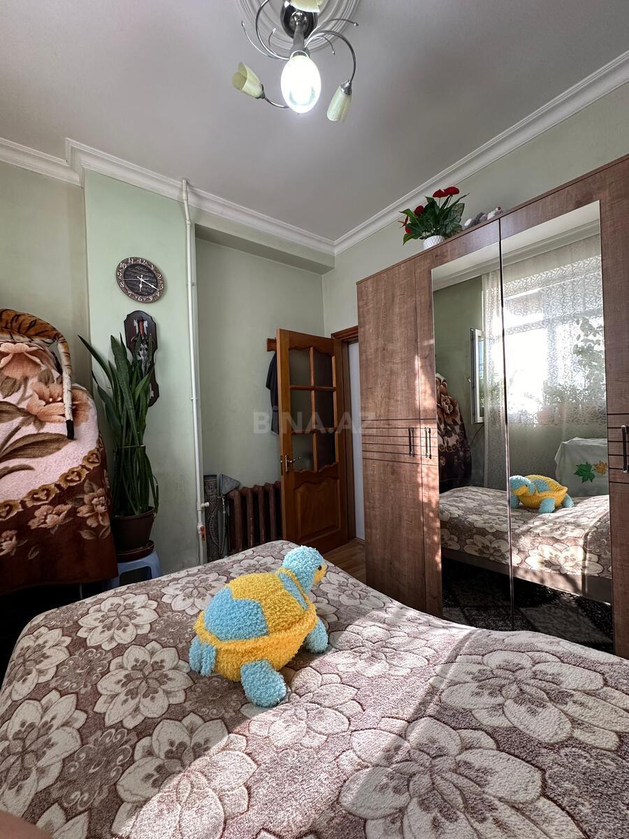 2 otaqlı Köhnə tikili, Yeni Günəşli q., Bakı