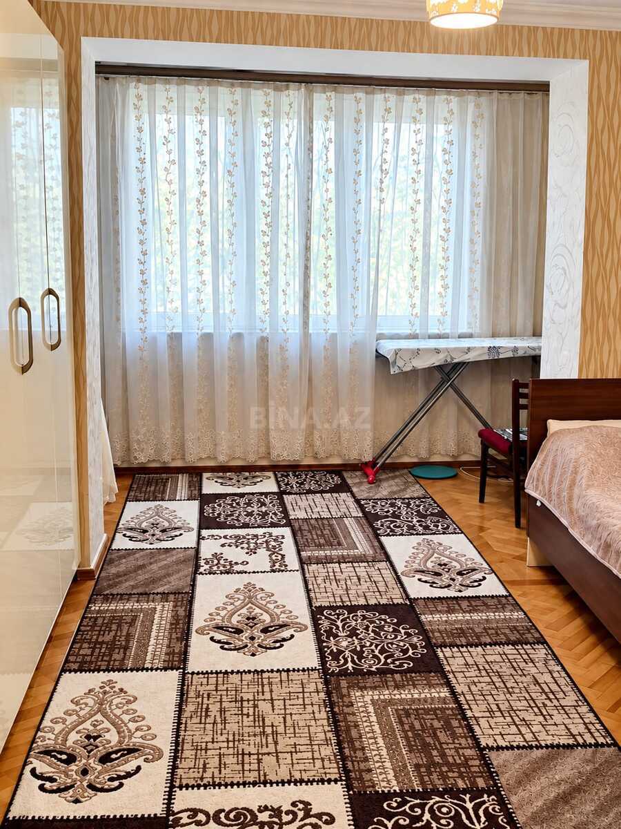 3 otaqlı Köhnə tikili, Nizami m., Bakı