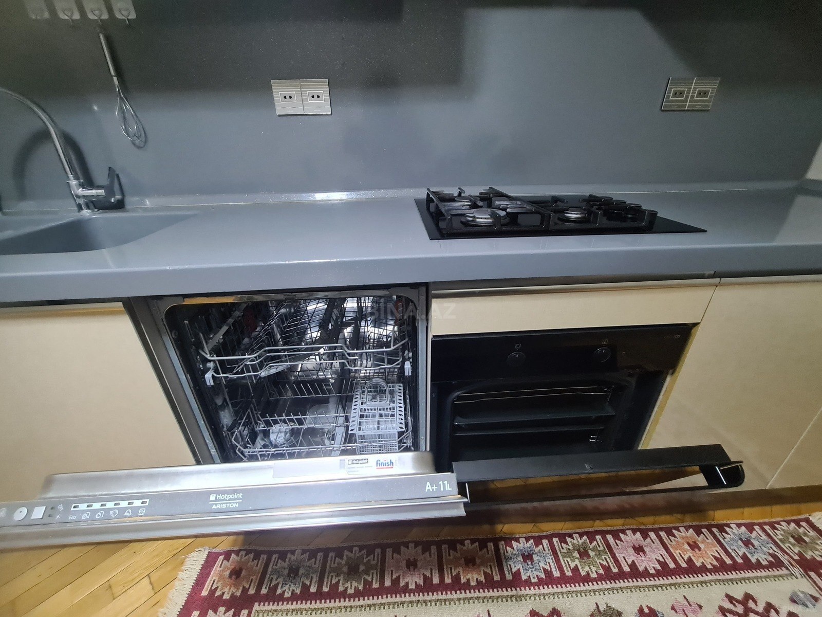 3 otaqlı Yeni tikili, Elmlər Akademiyası m., Bakı