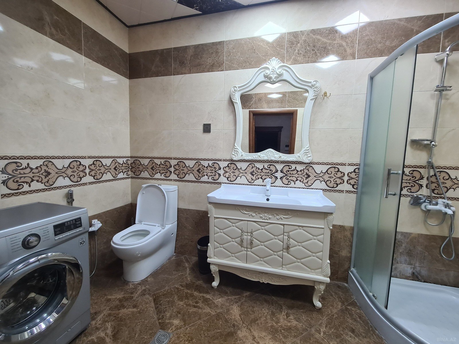 3 otaqlı Yeni tikili, Elmlər Akademiyası m., Bakı