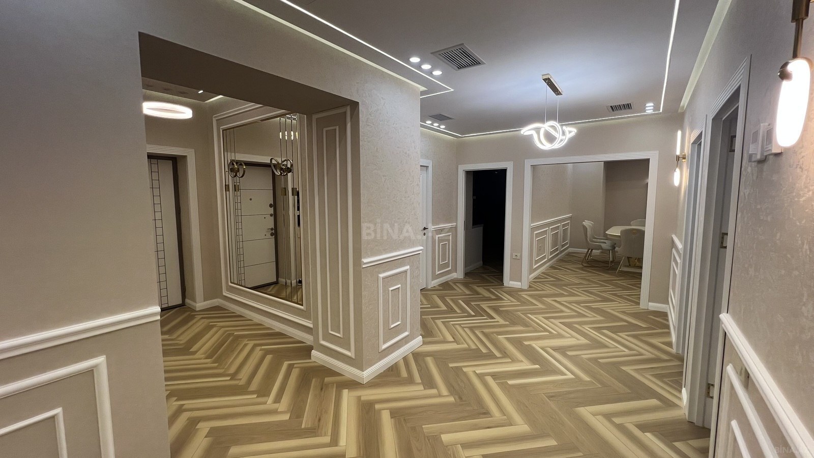 3 otaqlı Yeni tikili, 8 Noyabr m., Bakı