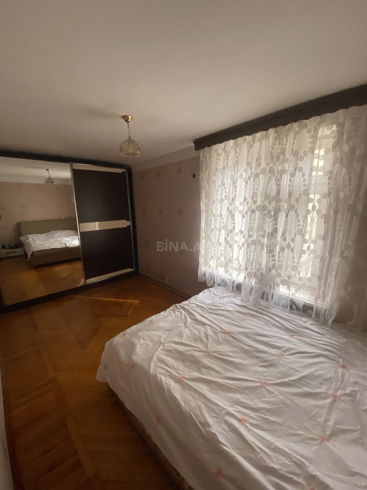 3 otaqlı Köhnə tikili, İnşaatçılar m., Bakı